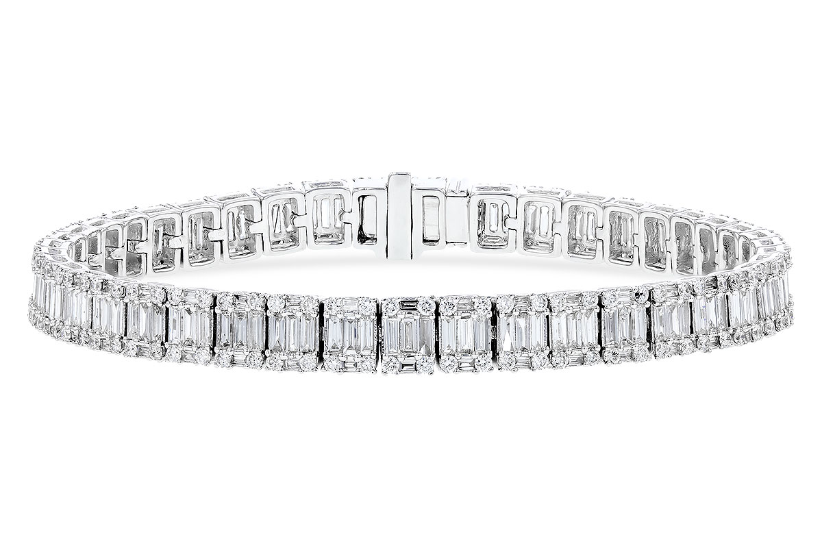 E310-38966: BRACELET 2.72 TW BAGUETTES 4.10 TW