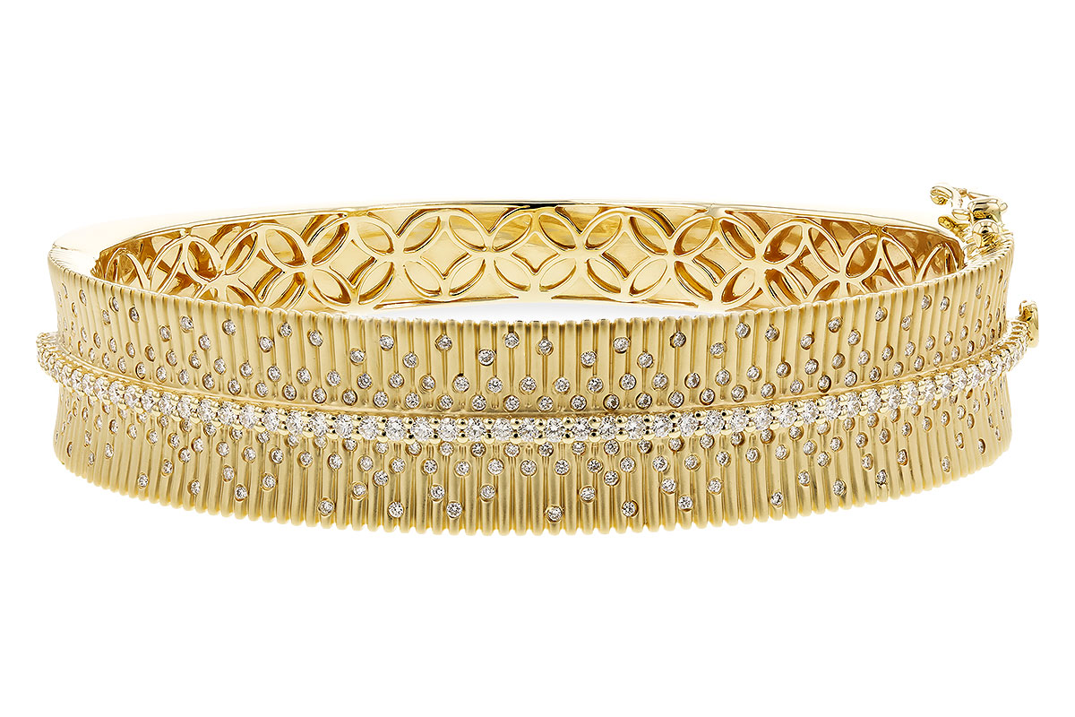 H221-28057: BANGLE BRACELET 1.94 TW